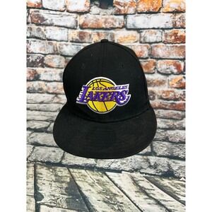 Los Angeles Lakers Black New Era 9FIFTY Snapback Cap Basketball LeBron James